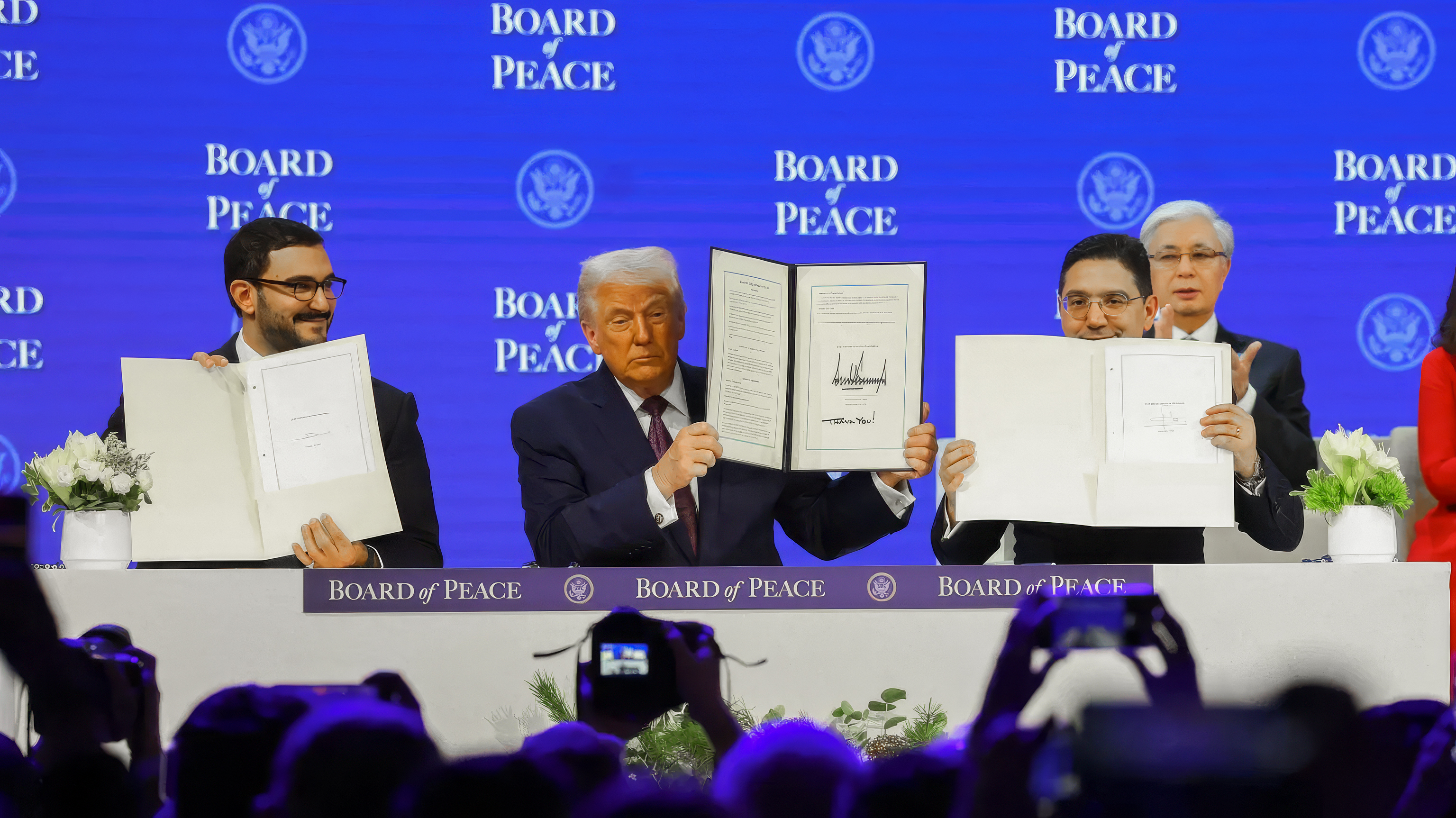 On behalf of HM the King, HH Shaikh Isa bin Salman participates in the signing of the Board of Peace charter